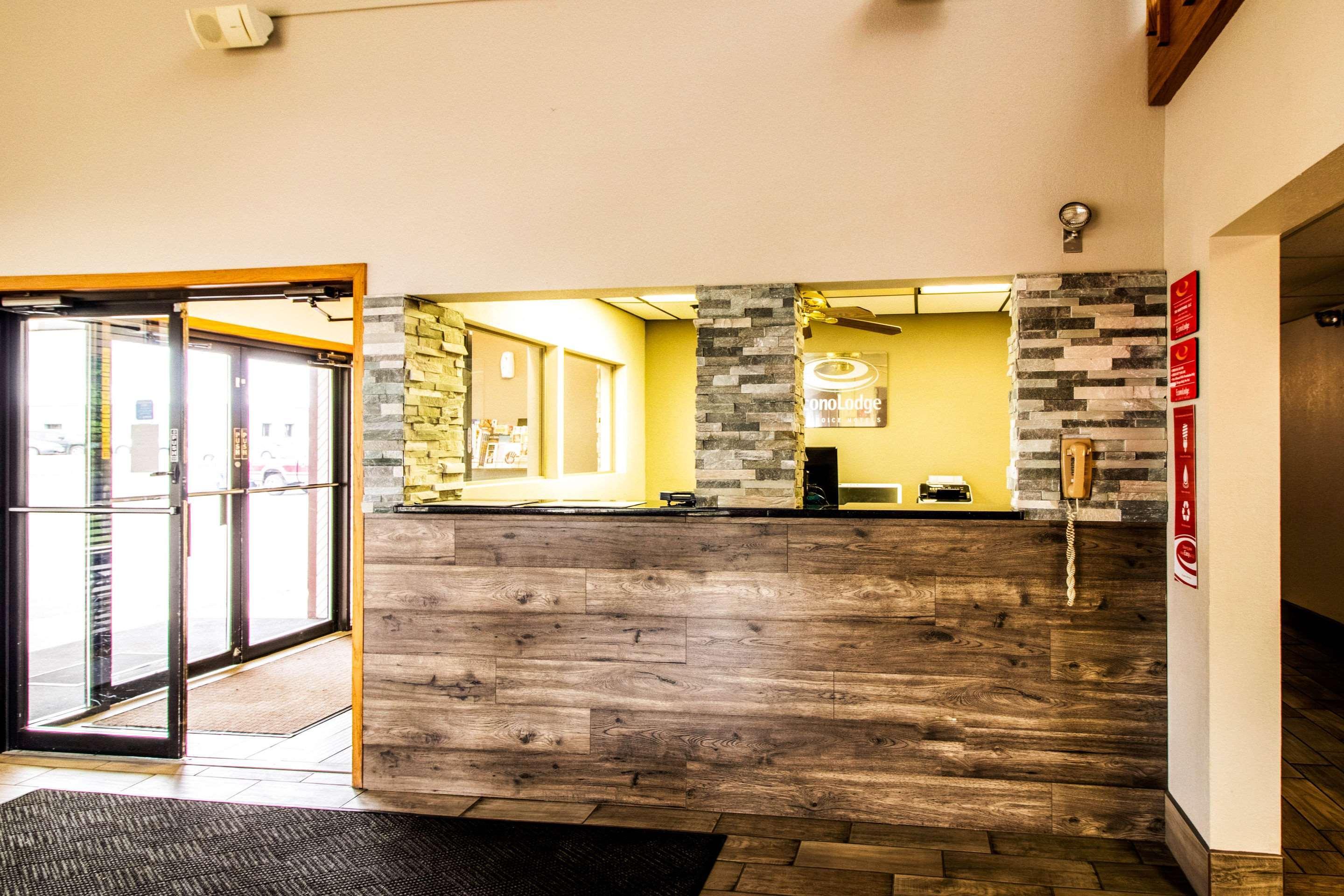Econo Lodge Watertown Ngoại thất bức ảnh