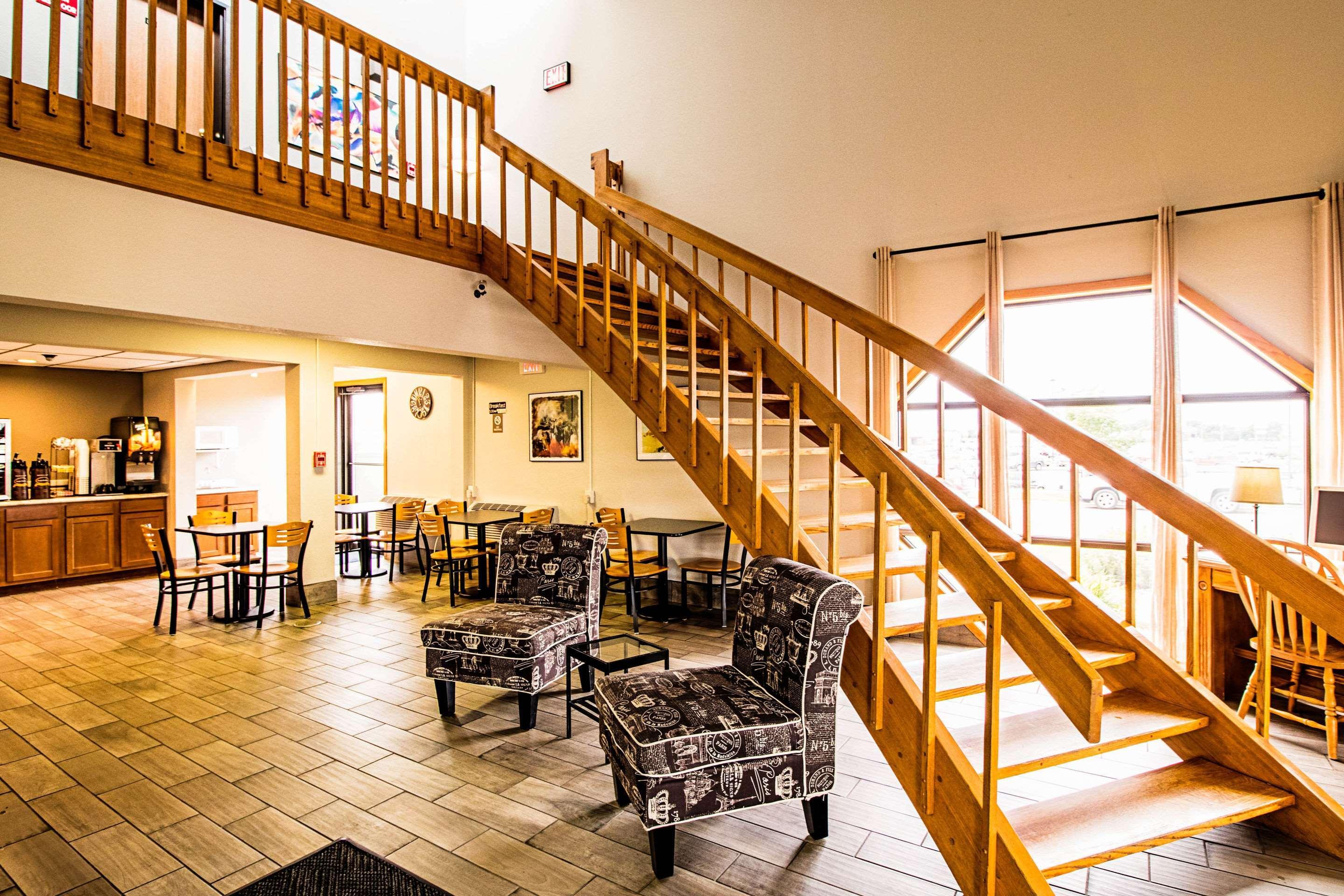 Econo Lodge Watertown Ngoại thất bức ảnh